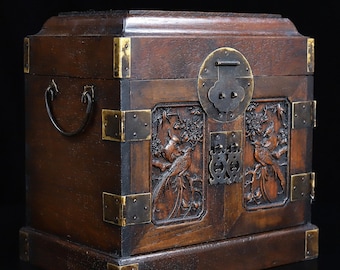 Collect exquisite and unique pure hand carved rosewood high relief carving flower and bird pattern jewelry boxes,storage box ornament