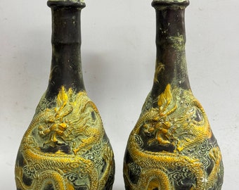 中国のアンティークの手作りの銅の龍の模様の花瓶のペア、珍しくて