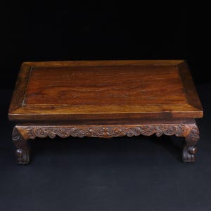 Adornos rectangulares de madera de palisandro tallados a mano para mesa/base/mesa de té, exquisitos y preciosos, de fina artesanía.