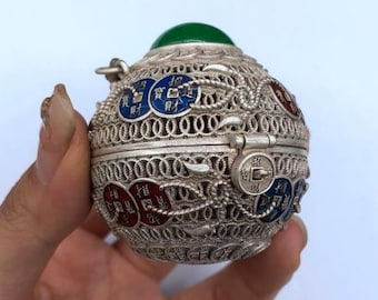 Chinese hand carved exquisite and rare Tibetan silver inlaid jade hollow incense balls/hanging furnaces/incense burner, precious and unique