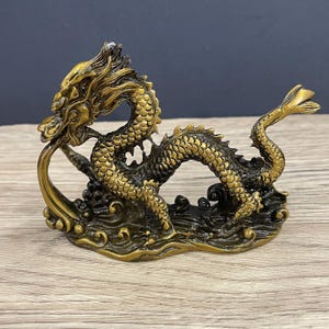 Chinese hand-carved brass dragon statue ornament,exquisite and rare,collecting and used