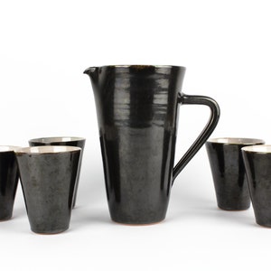 Set per succhi in ceramica vintage Gotha Keramik, set per succhi in ceramica mcm, ceramica della Germania dell&#39;Est, metà secolo, anni &#39;50-&#39;60