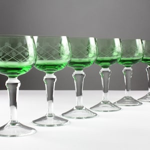 Set of 6 green wine glasses, white wine glasses, hand cut, Germany 1930-1950