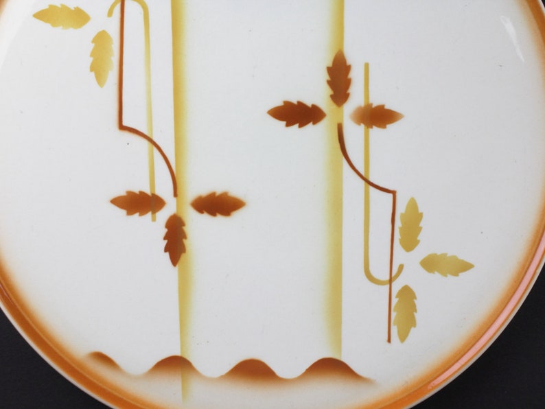 Cake plate Spritzdekor art deco ceramic cake plate with abstract decor German Porcelain from the 30s-50s image 2