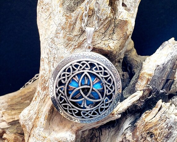 Celtic Knot Diffuser Necklace Essential Oil Diffuser Necklace