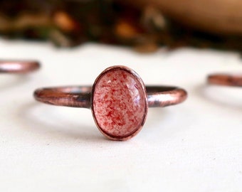 Oval Strawberry Quartz Copper Ring, Electroformed Ring, Pink Quartz Jewelry, 8 x6mm Oval Ring, Valentines Gift