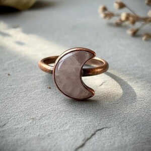 Kunzite Crescent Moon Ring: Electroformed Copper Boho Jewelry - BlackbirdSageStudio