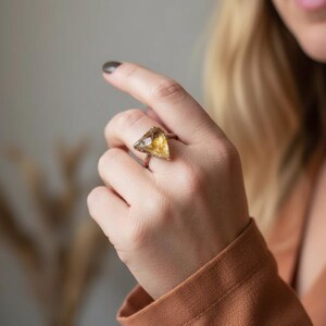 Raw Citrine Copper Ring: Electroformed Boho Crystal Jewelry - BlackbirdSageStudio