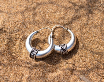 bali hoop earrings small. Ethnic hoop earrings.