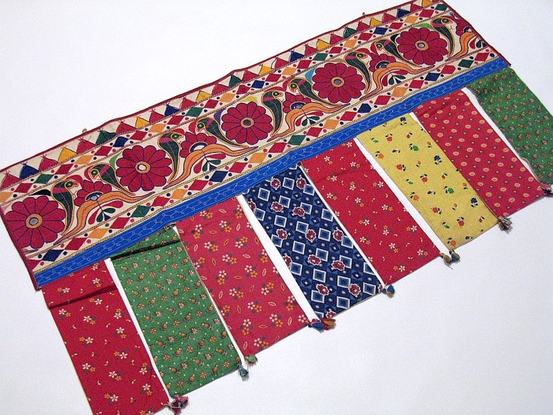 NH11188 42 x 22 Vintage Kutch Tribal Embroidery Valance Handmade Indian Decorative Toran Window Door Pelmet Topper Wall Tapestry