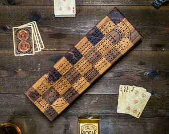 Cribbage board |Skunk lines |Card and Peg storage | Wedding Christmas Retirement Housewarming | Gift