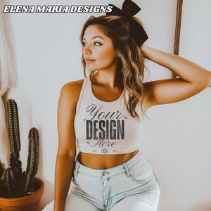 Trendy Boho Tan Tank Top Modell Mockup | Ästhetischer Mock des Westens
