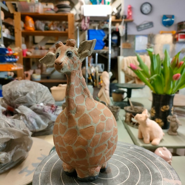 Pottery template to accompany ball giraffe (video free)