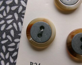 ヴィンテージ La Petite シルバーメタルとべっ甲柄プラスチックボタン 9個セット、5/8インチ (15mm)