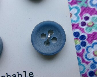 ヴィンテージ ラ・プティット マットグレー プラスチックボタン 4個、1/2インチ (12mm)、4穴