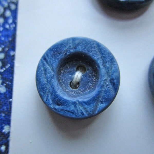 2 Vintage La Mode Navy Blue Plastic Two-hole Buttons, 3/4" (19mm)