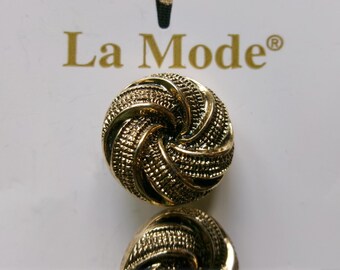 ヴィンテージのLa Modeゴールドメタルシャンクボタン3個、5/8インチ（16mm）