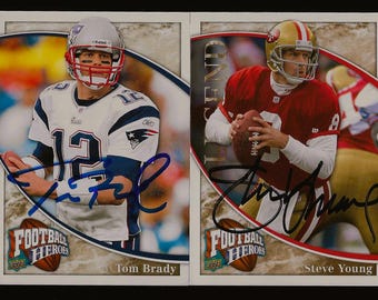 Juego de tarjetas coleccionables de fútbol americano firmadas por Tom Brady y Steve Young, Patriots/49ers