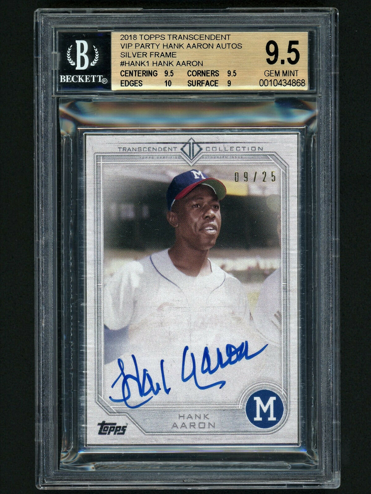 2018 Topps Transcendent Silver Frame Hank Aaron Autograph Card 