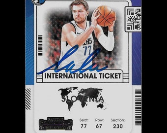 Luka Doncic autograph signed 2022 Panini card #9 Mavericks