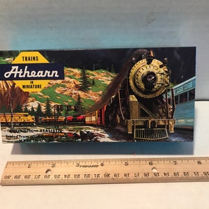 Athearn HO scale Burlington Northern Outside braced double door 50&#39; box car. In original box with instructions. Unassembled. #1295