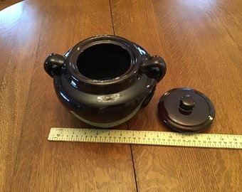 Vintage pottery brown stoneware double handled bean pot with lid. #2260