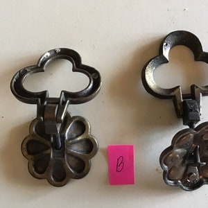 Vintage set of 2 ornate brass drop ring dresser pulls for drawers. #2518