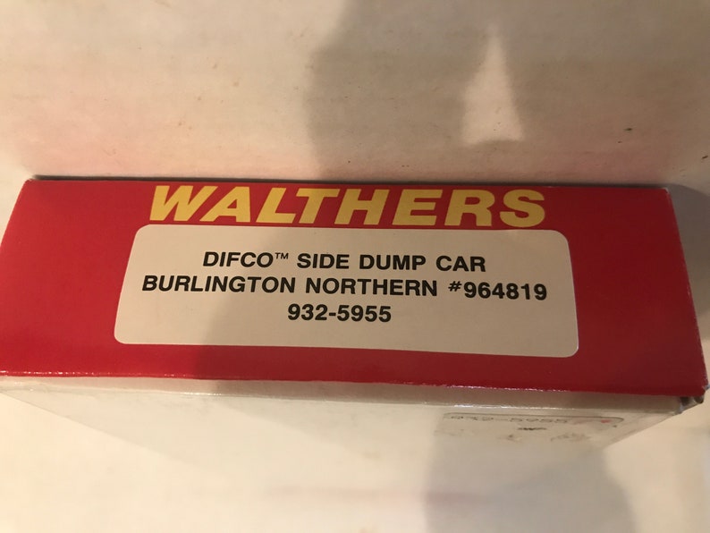 Walthers HO scale No #1280 964819 Difco Side Dump Car Burlington Northern Kit 932-5955
