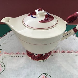 Vintage Vernon Kilns California 6 1/2&quot; teapot with lid. Hand-painted Monterey pattern. #2417