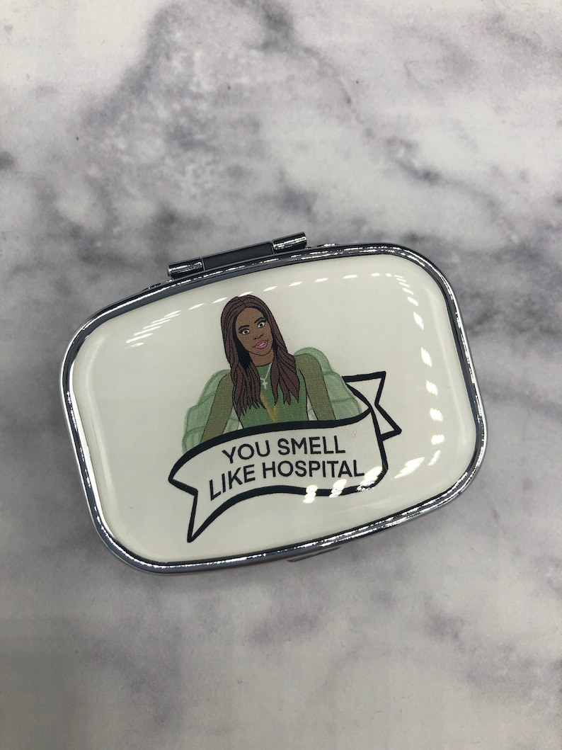 Real Housewives of SLC Mary Cosby You Smell Like Hospital Inspired Pill Case immagine 5