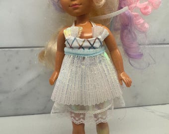 Vintage Maiden Golden Waves doll from Mattel's Lady Lovely Locks