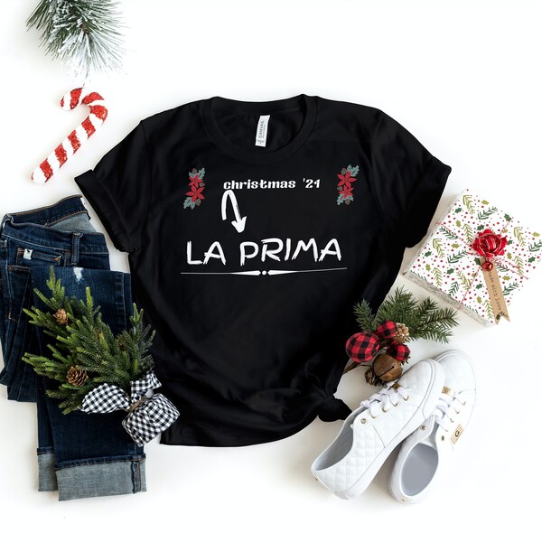 LA PRIMA/familia/latina/fiesta de navidad/playera/Unisex /Short Sleeve Tee