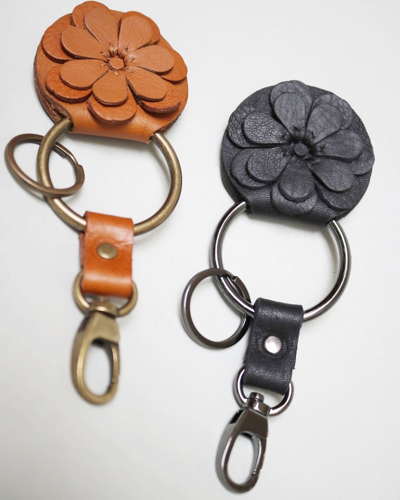 Leather keyring Leather flower keyring Leather key holder