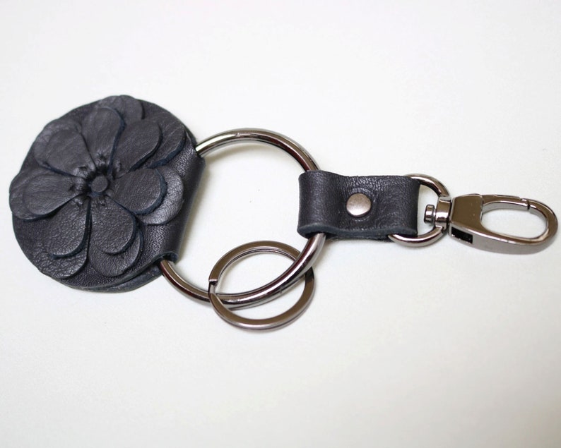 Leather keyring Leather flower keyring Leather key holder