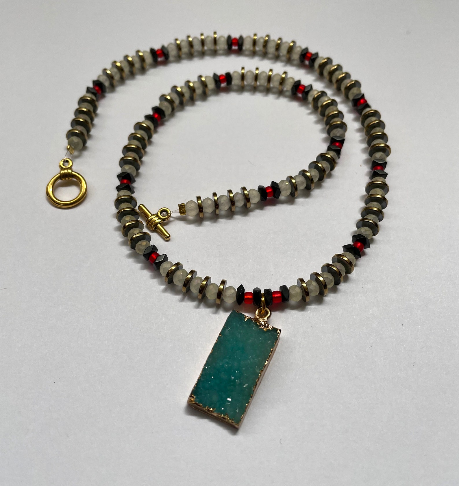 Collar de cuentas blancas collar de cristales y hematita Etsy