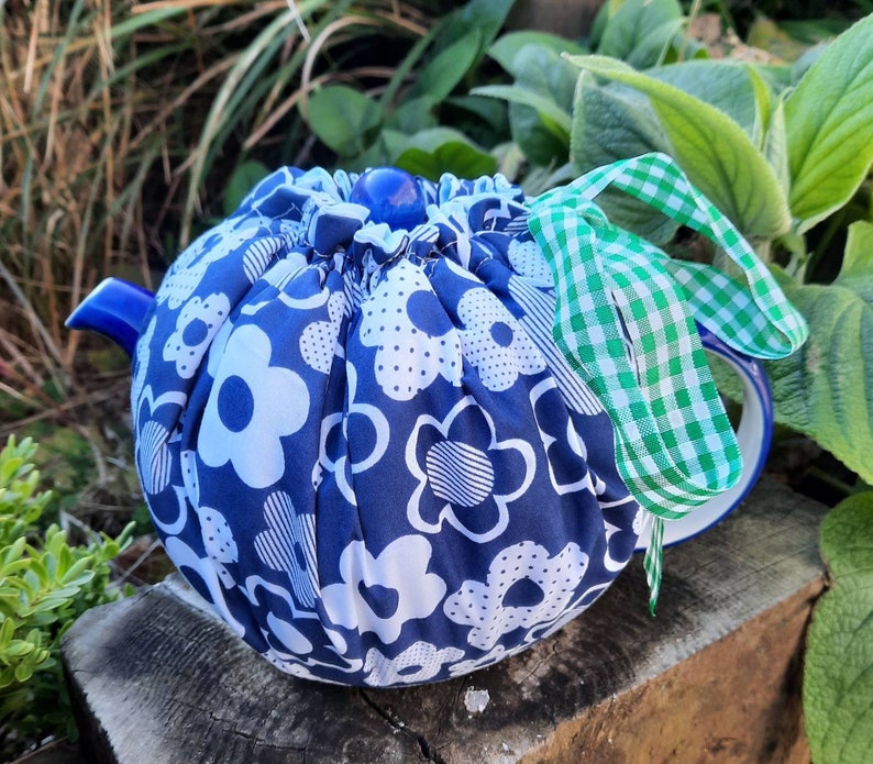 Cotton fabric drawstring tea cosy cotton lined choose your own fabric tea cozy gift ex pat image 5