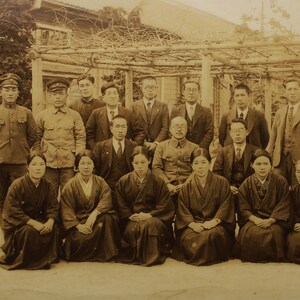 Cartão postal fotográfico do grupo japonês da escola Furusawa de 1939