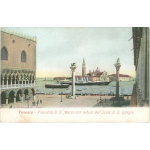 Venezia, Italia – Veduta di Piazzetta San Marco con la cartolina di San Giorgio Maggiore