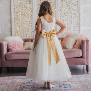 cotton on yellow floral dress MILLE Calla Sundress in Citron Floral at Nordstrom, Size Xx-Small Color:Sky Blue Multi Bouquet shirred back with a color_Emerald Green Leely Women White Bodycon