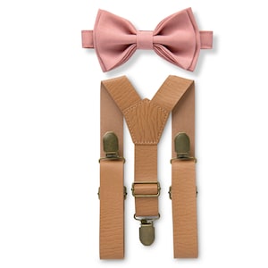 Tan Beige Faux Leather Suspenders & Dusty Rose Bow Tie Set, Rosette Bow Tie, Bow Ties for Boys, Suspenders for Men, Ring Bearer Boho Wedding