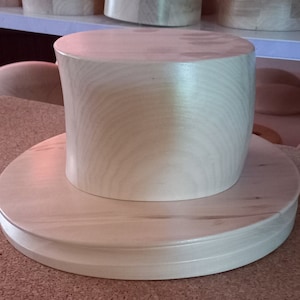 Wooden hat blocks, forms for millinery, hatmakers - extreme