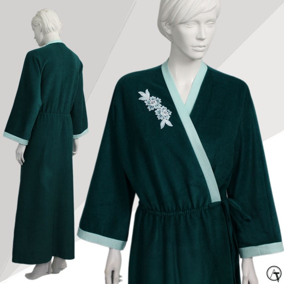 Green Vintage Dressing Gown, Vintage Green Housecoat,… Gem