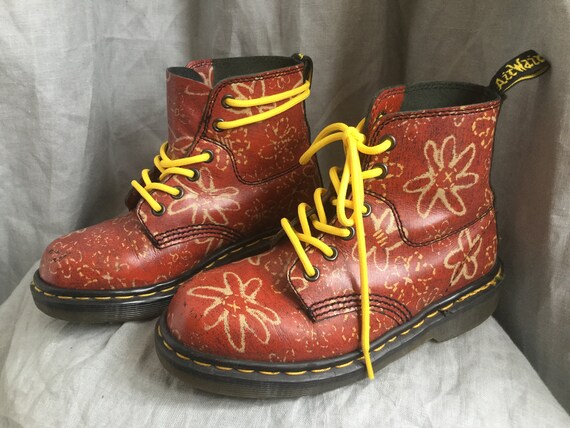 childrens silver doc martens