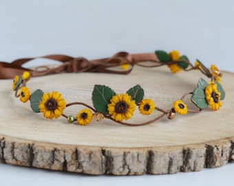 Sunflower hair wreath Wedding bridal sunflower tiara Flower girl floral crown Bridesmaids yellow hair wreath Sunflower wedding Bridal shower