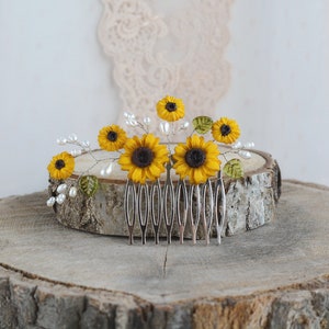 Sunflower hair comb Wedding Bridal Yellow Flowers Pearl Decorative Hair Piece Bridal wedding accessory Hair jewelry floral Bridal headpiece image 7