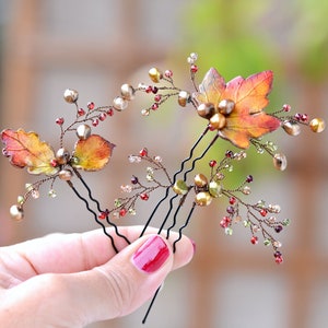 Autumn leaves hair accessory Fall wedding hair pins set Autumn bridal hair piece Maple leaf hairpiece Autumn wedding hair pin Fall leaves