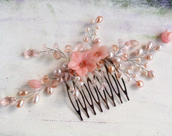 Bridal hair comb with pearls and flowers Wedding hair jewelry Crystal floral headpiece Bridal hair piece Wedding hair vine