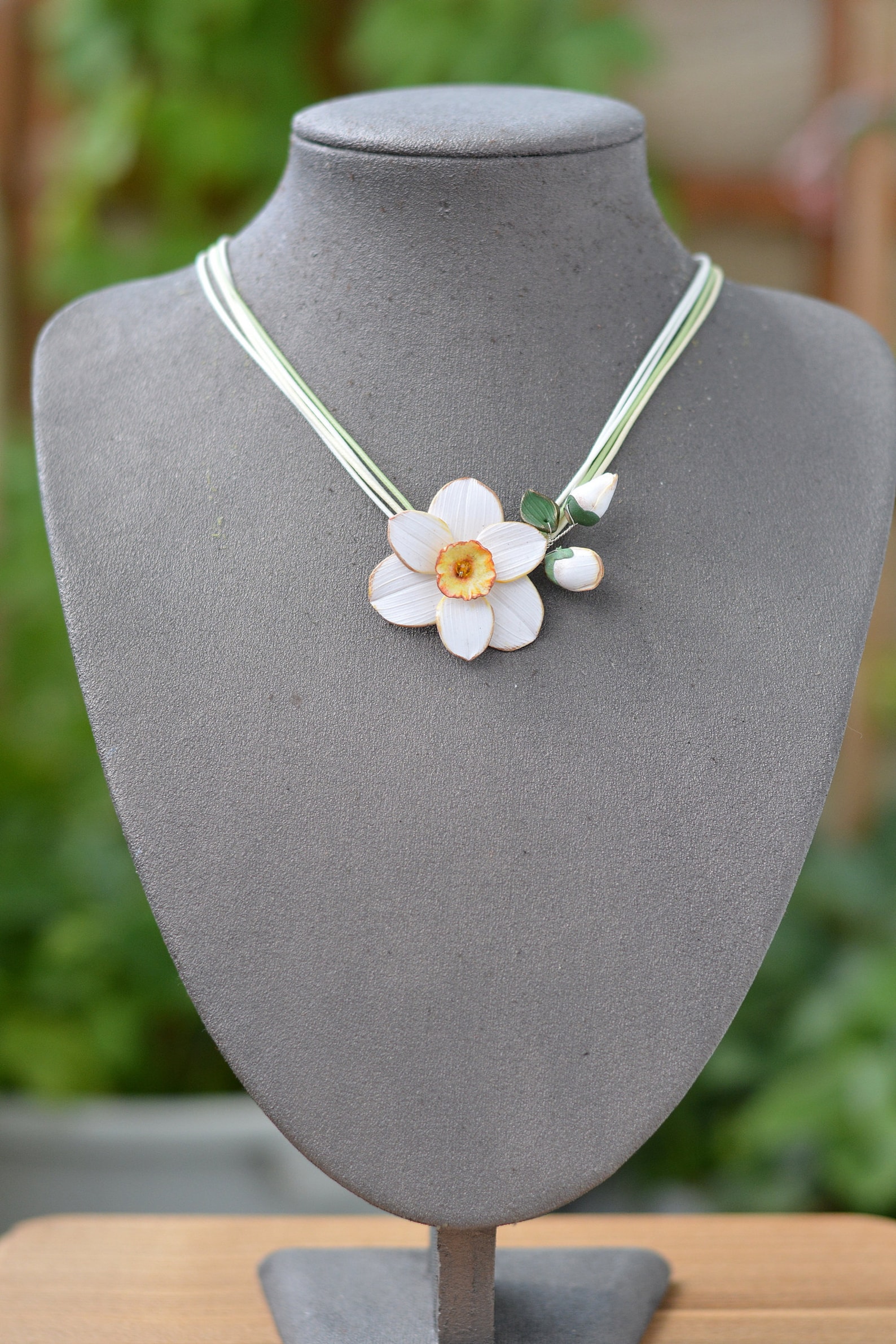Daffodil Flower Jewelry White Floral Necklace Daffodil Etsy New Zealand