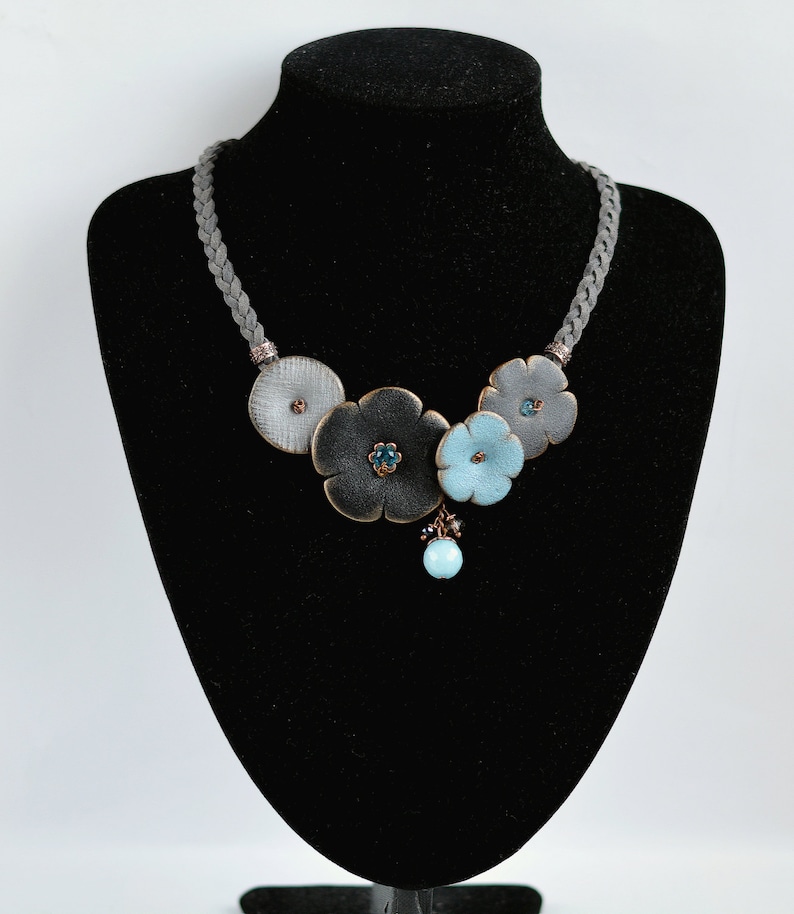 Chunky bib necklace Statement floral bib necklace Blue flowers jewelry set Gift women Bold statement necklace Girl gift Fancy jewelry set image 2