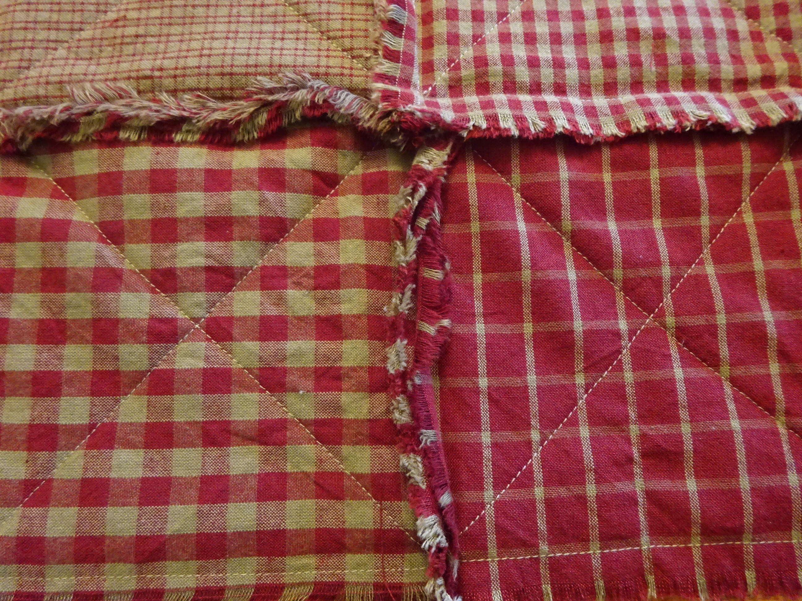 Set Of 6 Red Homespun Rag Placemats Rag Quilt Placemat Set Etsy